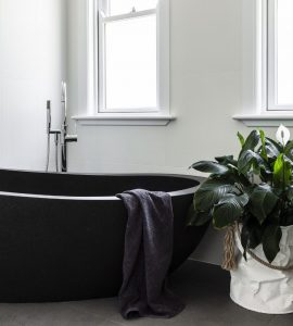 Bathtub